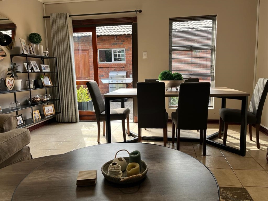 To Let 2 Bedroom Property for Rent in Pentagon Park Free State